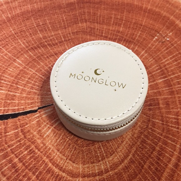 COMING 🔜 Moon glow Jewelry case! - Picture 8 of 8